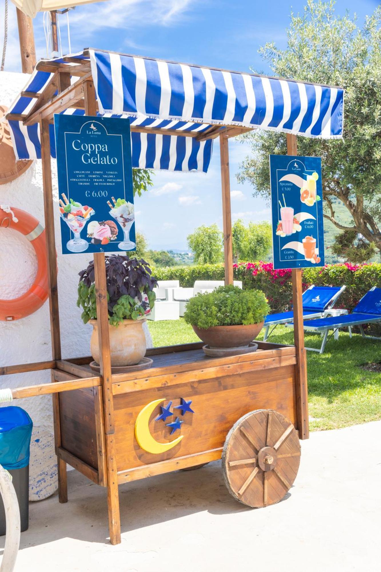 Hotel La Luna Иския Екстериор снимка