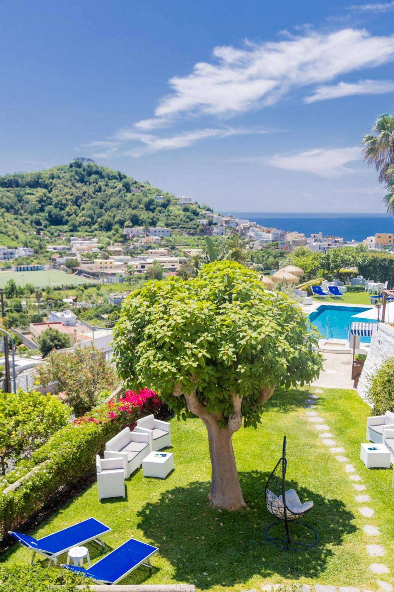 Hotel La Luna Иския Екстериор снимка