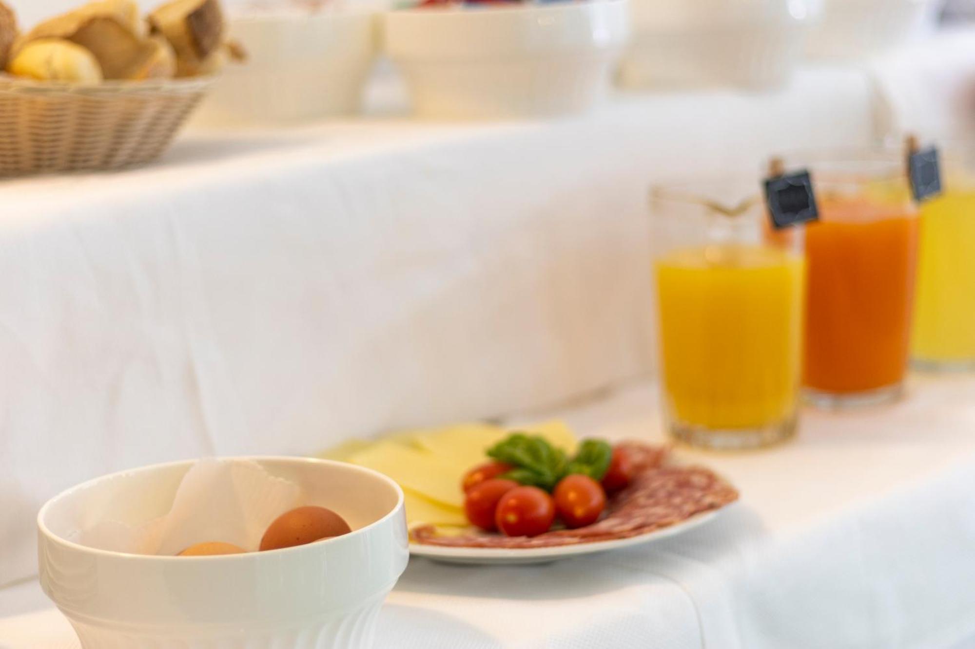 Hotel La Luna Иския Екстериор снимка
